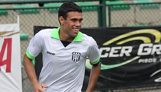 Juninho is named best athlete U-23