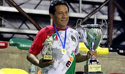 Best technician in the last two seasons, Miguel Ortigoza wins individual prize in the Copa América