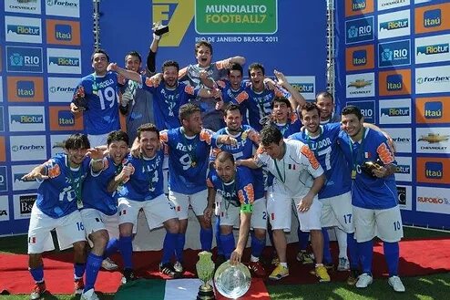 With unbeaten campaign Italy won the first Mundialito Football 7 in 2011