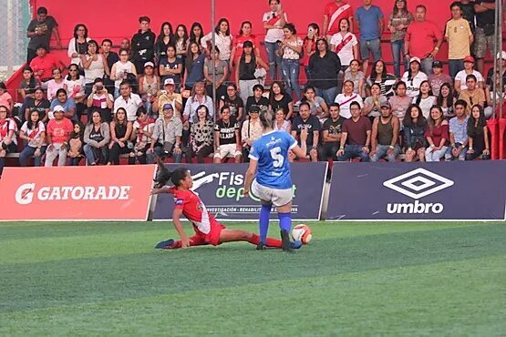 With a record of public, Peru defeats Brazil and qualifies for the final of the Women's America Cup; Mexico thrashes and follows with chances