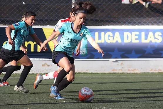 12 teams fight for the women´s title