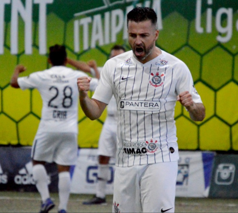 Corinthians (BRA) overcomes Fecha Libre (CHI) and is guaranteed in the quarterfinals of the League of the Americas