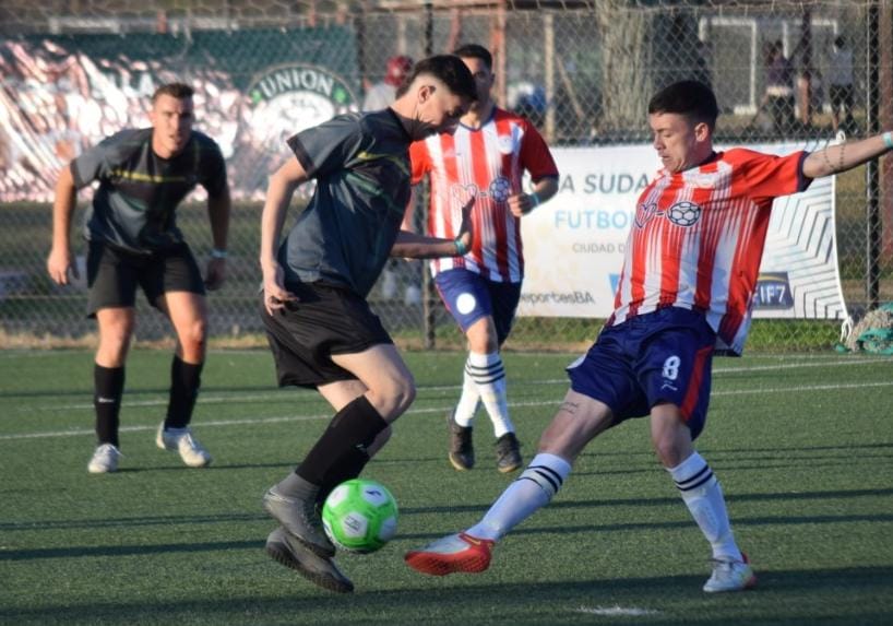 La Peperina and Late Fútbol draw 2-2