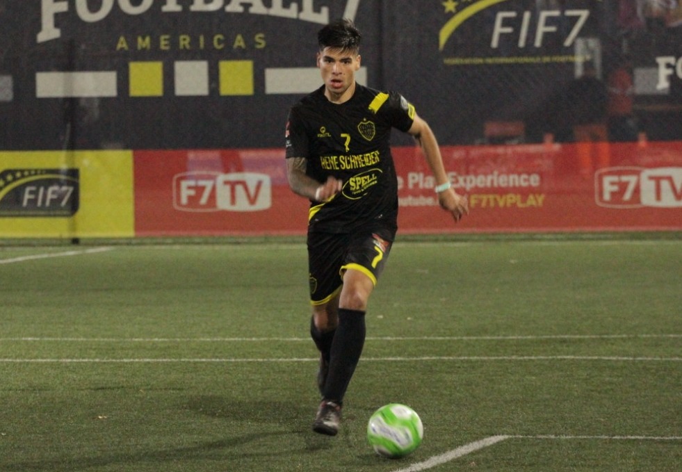 René Schneider has a great display and wins the Super Liga de Pilar 6-2