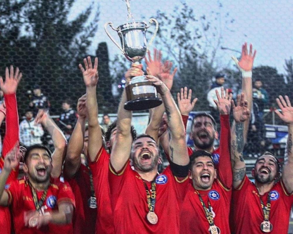 La Roja is champion! Chile beats Argentina 2-1 to lift the Copa America trophy