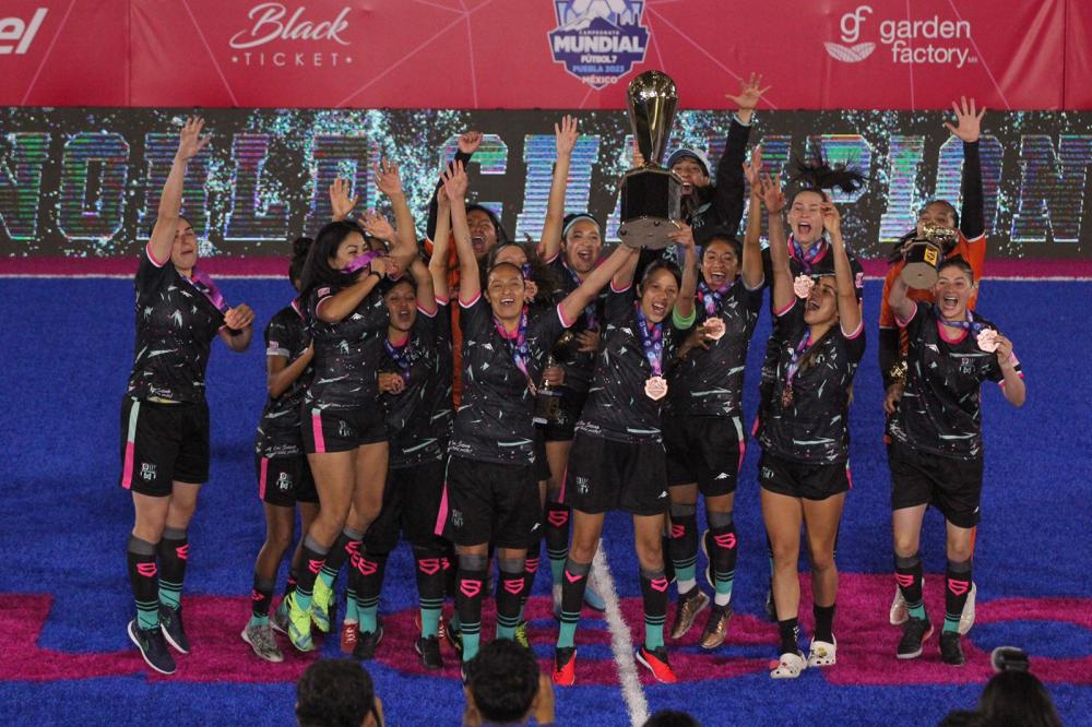 Sasuolo (Mexico) is the new world champion of football 7 clubs
