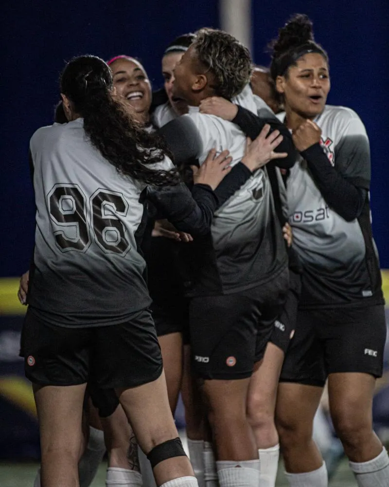 Leonas and Corinthians win on penalties to reach the final of the F7 Women’s Club World Championship
