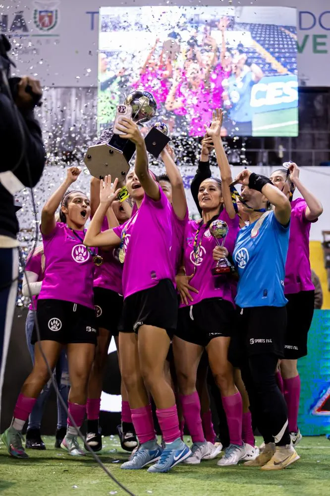 Leonas dominate Corinthians to win the F7 Women’s Club World Championship title